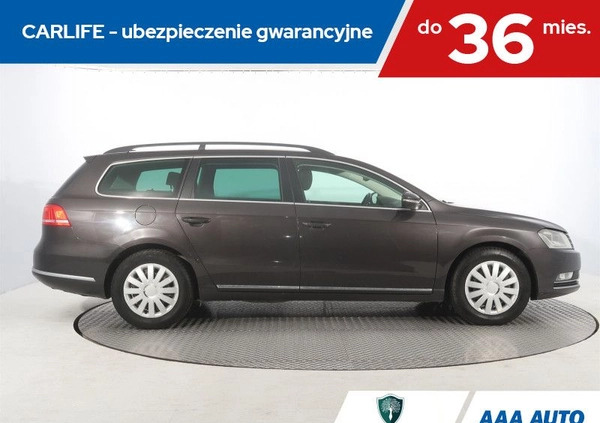 Volkswagen Passat cena 29000 przebieg: 310681, rok produkcji 2011 z Zdzieszowice małe 232